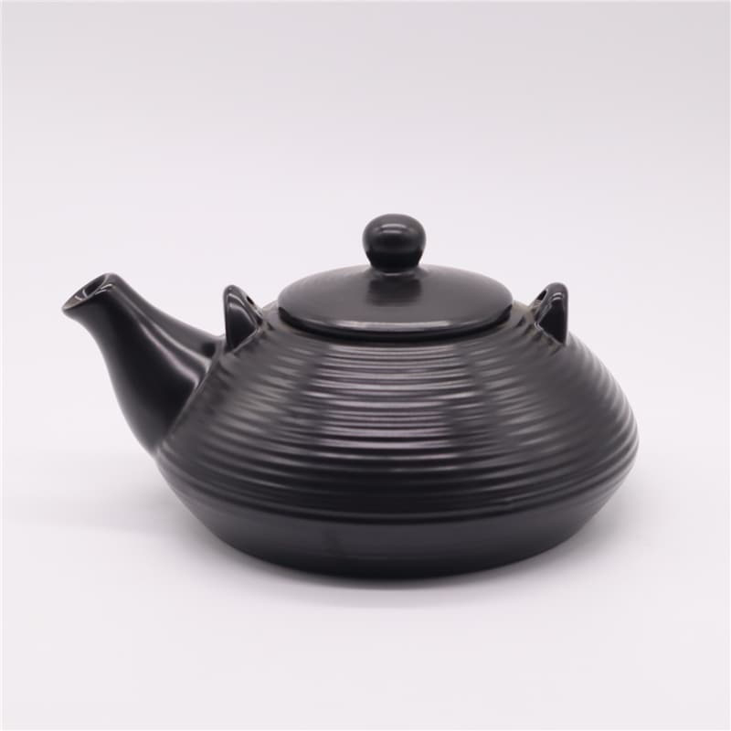 Why do some ceramic teapots make tea more 